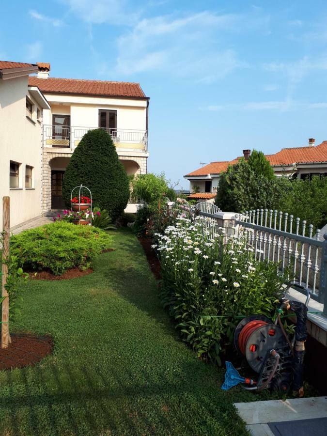 Apartment Andela