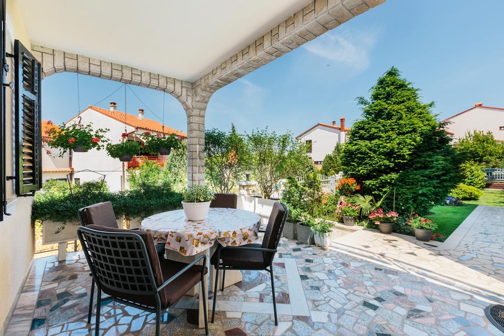 Apartment Andela Pula